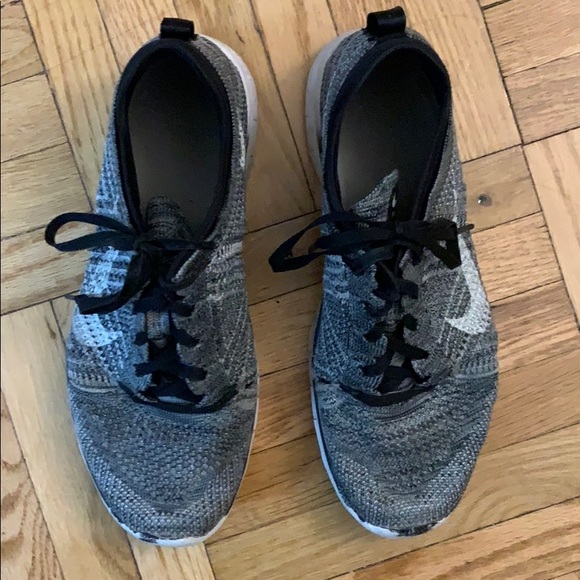 Nike sneakers - Picture 4 of 6